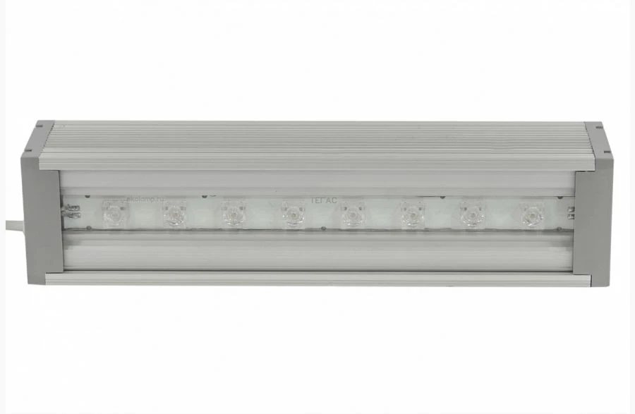 مصباح LED خطي مع هيكل من الألمنيوم TEGAS СН11П30К