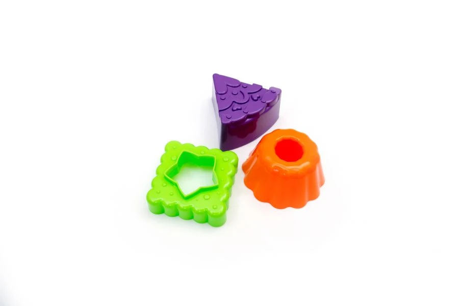 مجموعة قوالب "ديسيرتيك" كنوبي 1/25