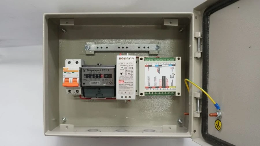 وحدة التحكم المرورية الشاملة KDU-AT-T7 لإشارات المرور T7 (4 مخرجات)