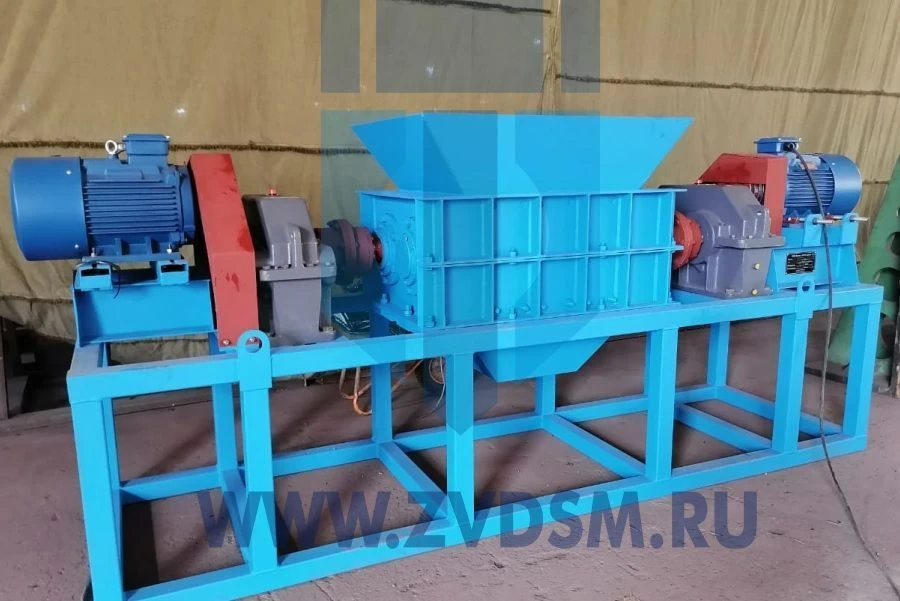 جهاز التقطيع ثنائي العمود DS-350 لمعالجة النفايات الصناعية
