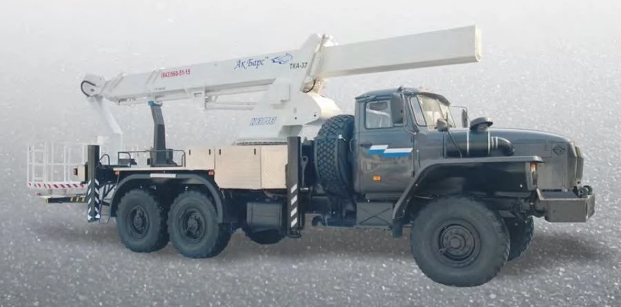 منصة العمل الجوية TKA-37 على هيكل Ural-4320