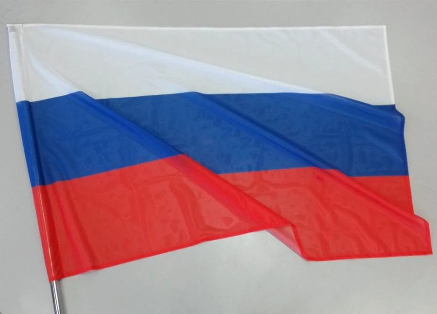 Durable Mesh Flags for Outdoor Use