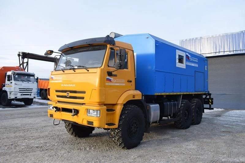 وحدة إصلاح ولحام UZST03 الطراز 586C-17 على شاسيه كاما 5350-D5