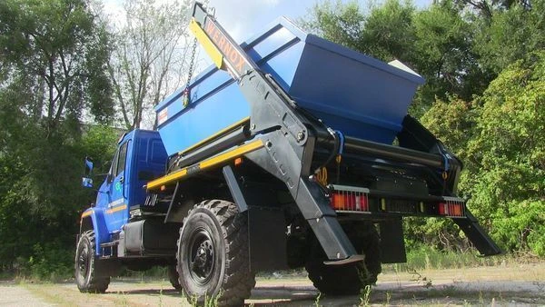 Special Platform with Loading and Unloading Equipment 6YN31, Model 6Y311X