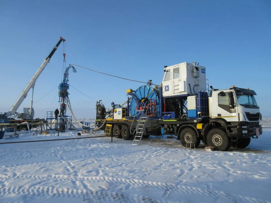 Coiled Tubing Unit for Well Maintenance and Repair UKRS-40