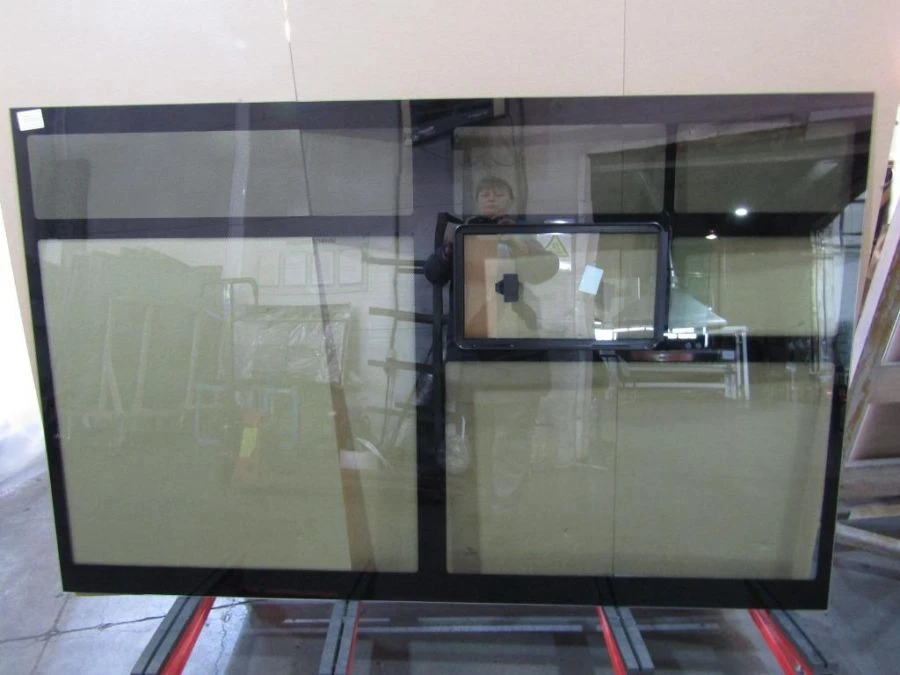زجاج نافذة الجانب الأيمن مع فتحة لسيارة غاز A67R42-5403082