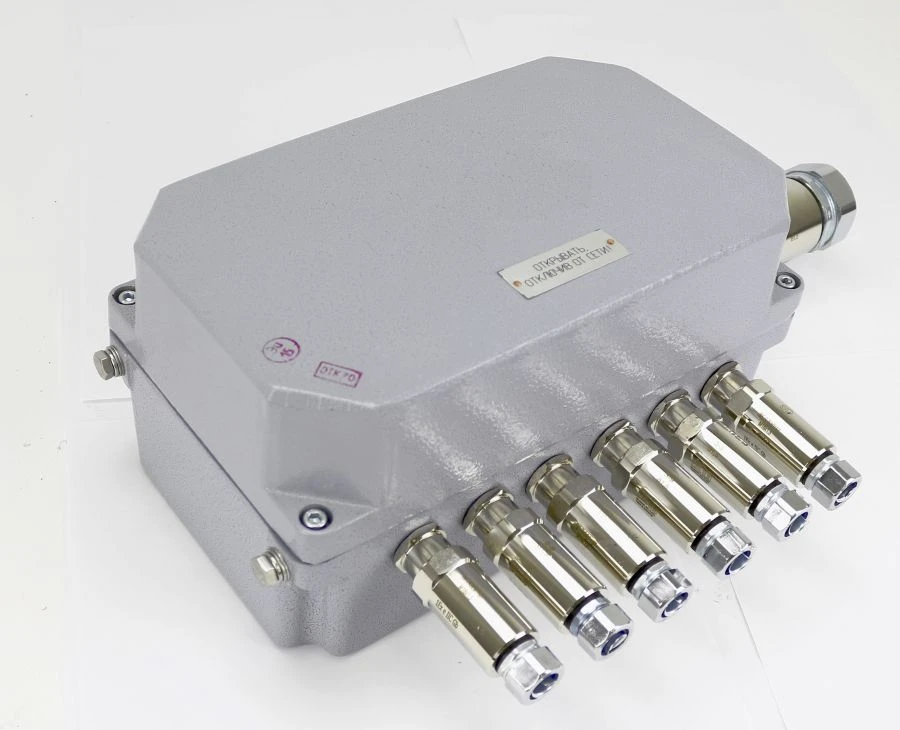 غلاف المعدات الكهربائية OЭАМ-4.4