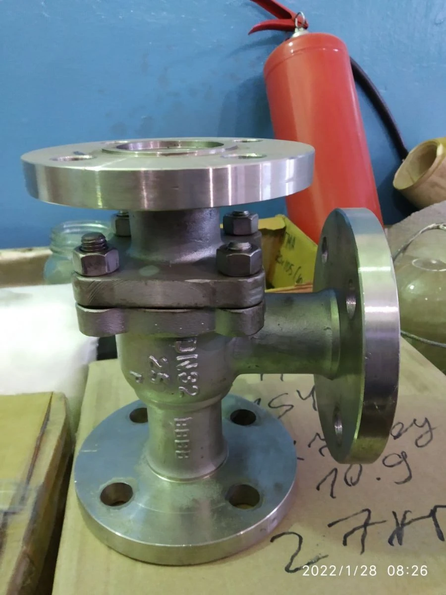 صمام ثلاثي الاتجاهات للتحكم في السوائل KTU-32