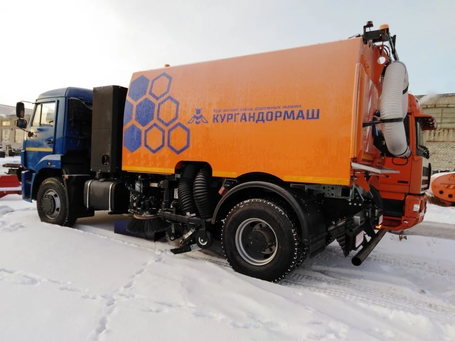 آلة تنظيف الشوارع بالشفط KO-318DG-01