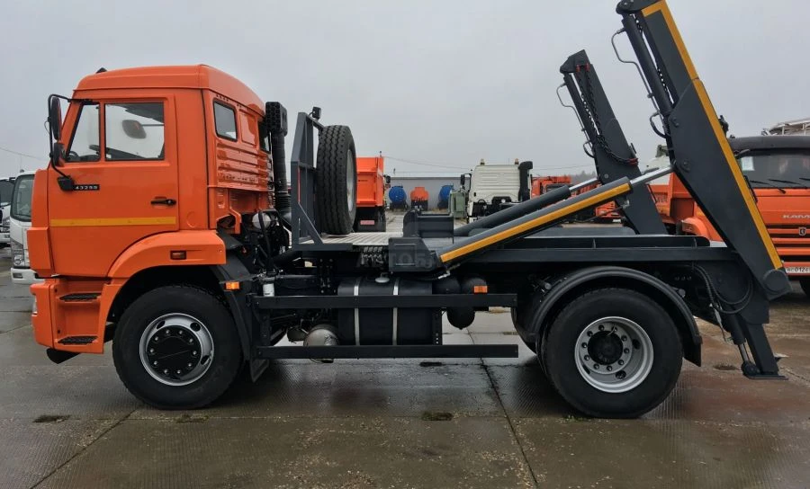Special Platform with Loading and Unloading Equipment 67062W