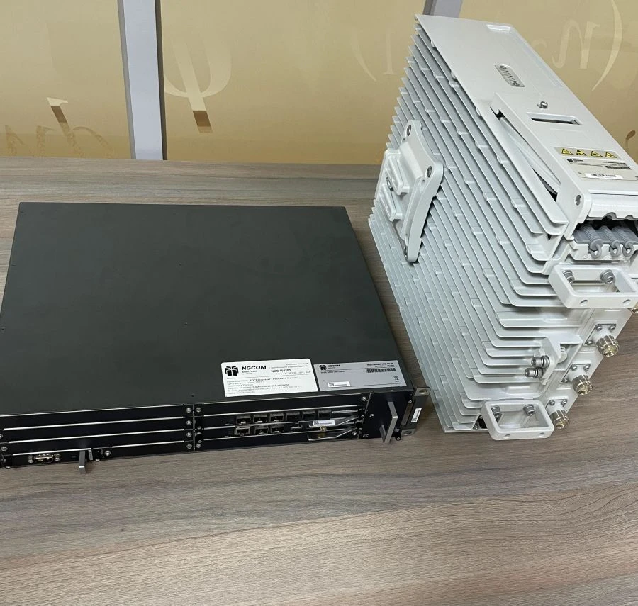 محطة قاعدة LTE لتغطية الطلب العالي NGC-W4251F904T4R60W