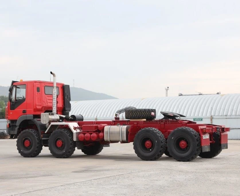 الجرار الثقيل AMT N.V. 732911 مع تكوين العجلات 8x4