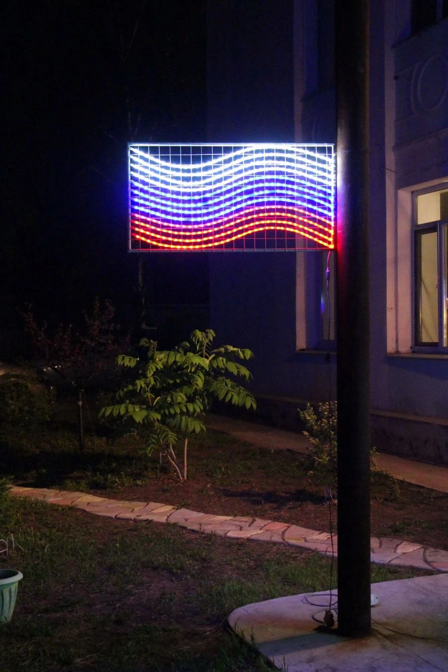 لوحة LED الزخرفية الخارجية "علم روسيا" - نموذج 220V، 24V، 12V