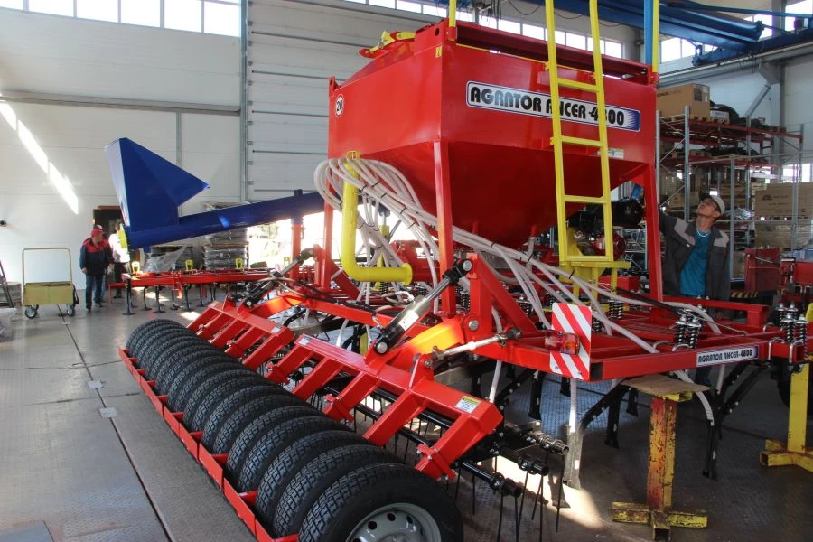 مجمع الزراعة "Agrator Ancer-4800