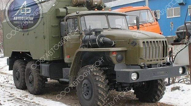 سيارة إنقاذ الطوارئ لنقل الركاب والبضائع URAL 4320 نوع 47282D