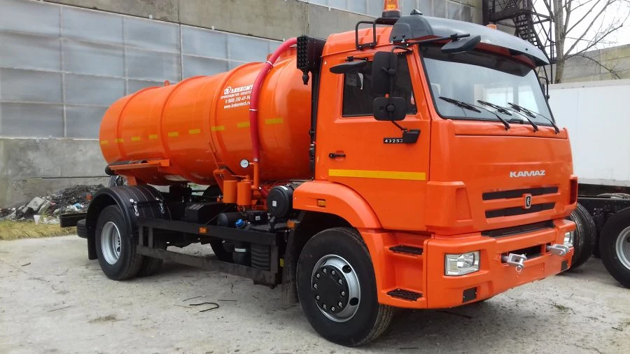 سيارة صهريجية فراغية MV 4690A2-40 على شاسيه كاماز-43253-G5