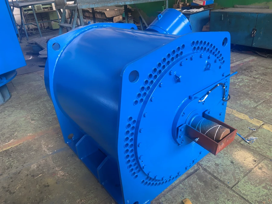 محرك كهربائي غير متزامن عالي الجهد 1VAO - 560S-4U2.5