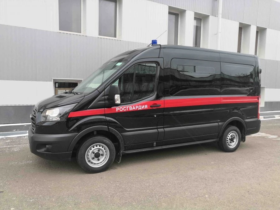 سيارة خاصة لوحدات روسغفارديا على أساس فورد FCD 350