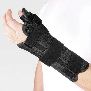 دعامة المعصم القابلة للتعديل مع دعم معدني وقبضة للإبهام Sh-1905