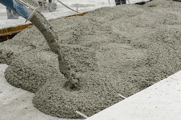 Heavy-Duty Concrete Mixture for Strength Class B20, Workability P4, Frost Resistance F100, Water Resistance W4