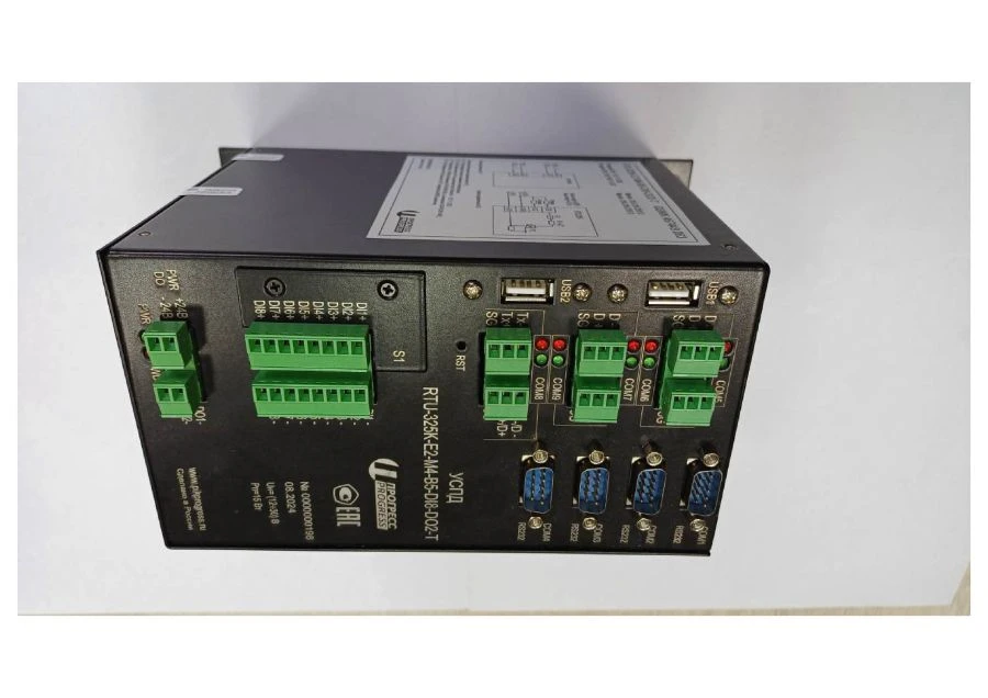 جهاز جمع ونقل البيانات RTU-325K-E2-M4-B5-DI8-DO2