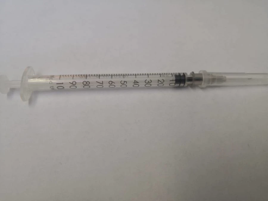 Sterile Single-Use Insulin Syringe with Needle 0.4x13