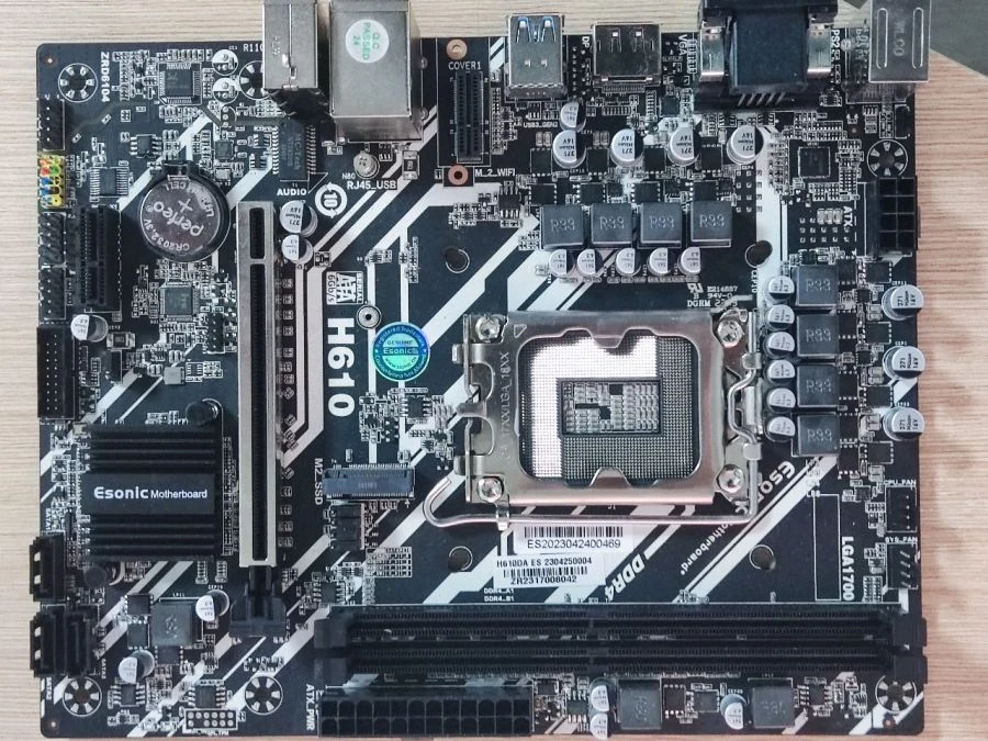 لوحة أم INTECHPRO H6104D4G بتنسيق microATX
