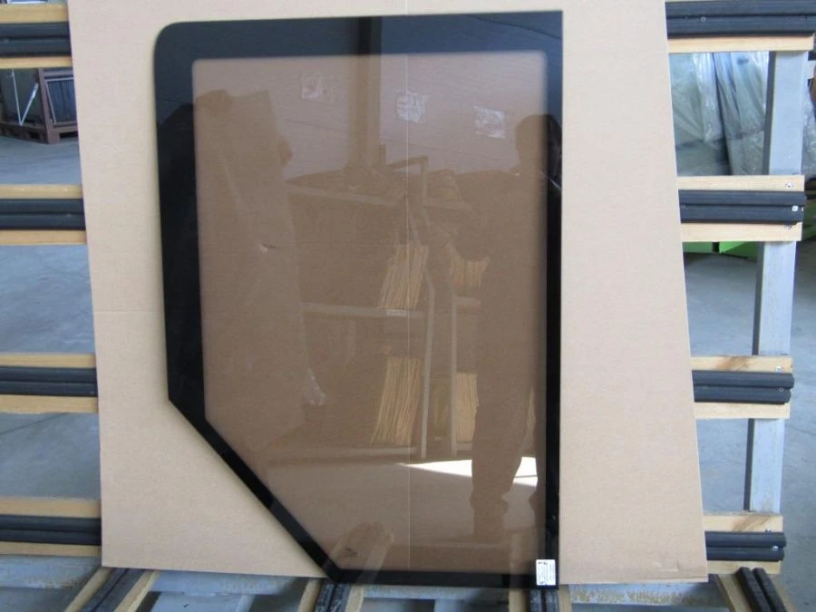 Right Side Window Glass No. 8 for PAZ 320455-04-5403102-01