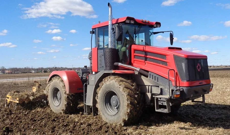 تراكتور زراعي كيروفيتس K-420 240 حصان 4x4