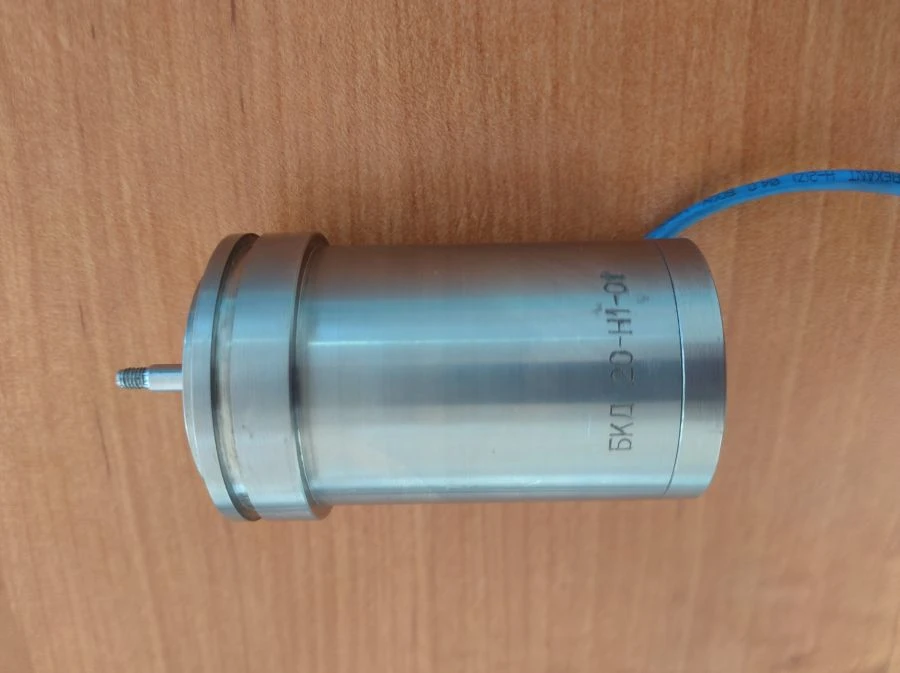 محرك تيار مستمر بدون فرشاة مع وحدة تحكم BCD 20-N1-01
