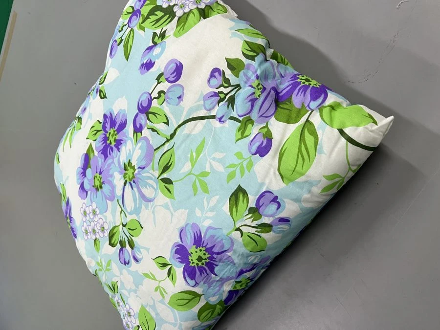 Cotton Fabric Pillow with Synthetic Swan Down Filling