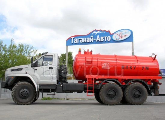 Vacuum Cleaning Machine for Septic Tanks MV Type 56702 Model 567524 on Ural 55571-70 Chassis