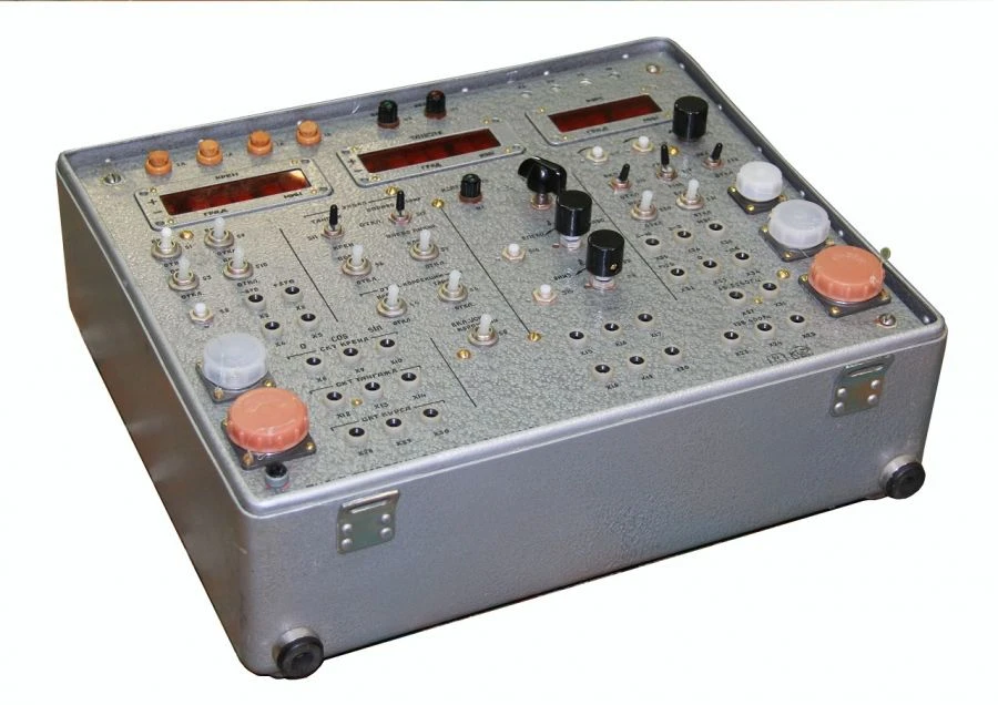 جهاز اختبار المعلمات PП-4В