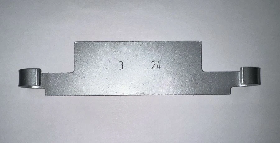 مشبك قابل للتعديل لقياس السكك الحديدية CP 369.812-04