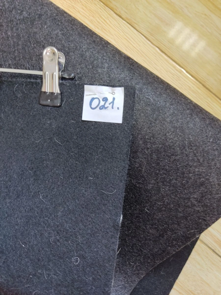 قماش غير منسوج مثقوب إبرًا للأحذية D-021