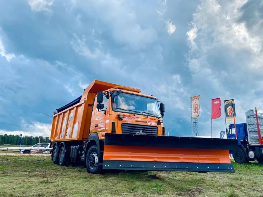 Combined Road Machine KDM 7881230 with MAZ 651328 Dump Truck