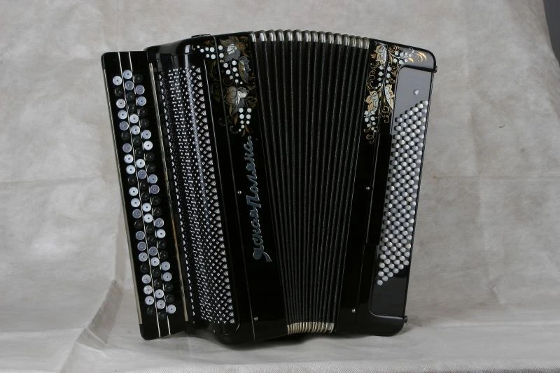 Concert Bayan Two-Voiced "Yasnaya Polyana" 67x120/57-II