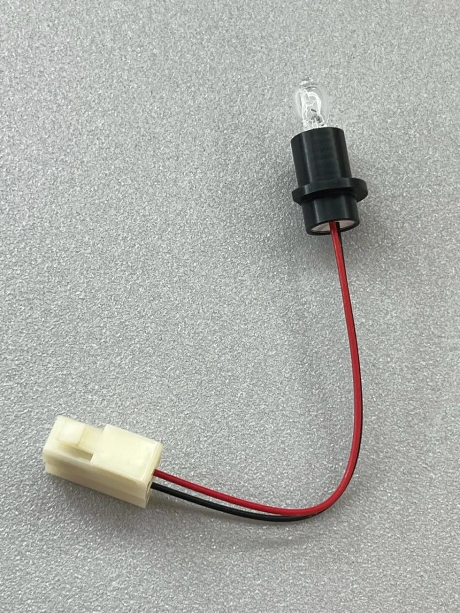 مصباح هالوجيني بيتراMed SA-6V10W لمحللات الكيمياء الحيوية
