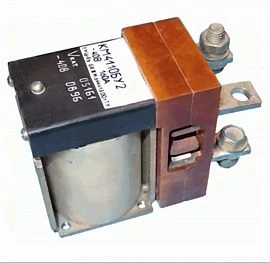 كونتاكتور تيار مستمر للتحكم في دوائر الرافعات الشوكية KM 4110P U2