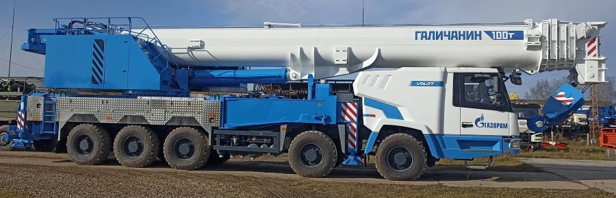 Self-Propelled Crawler Crane KС-84713-6-1 on MZKT-740004-010 Chassis