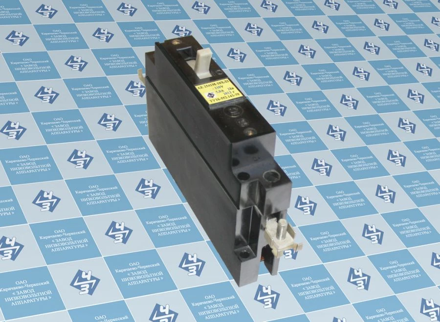 قاطع الدائرة الأوتوماتيكي AE 25 للحماية من الحمل الزائد