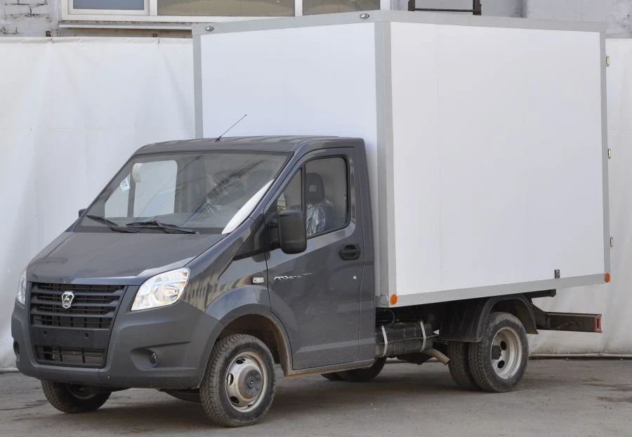 Diesel Trucks with Load Capacity up to 3.5t, Model 2824P