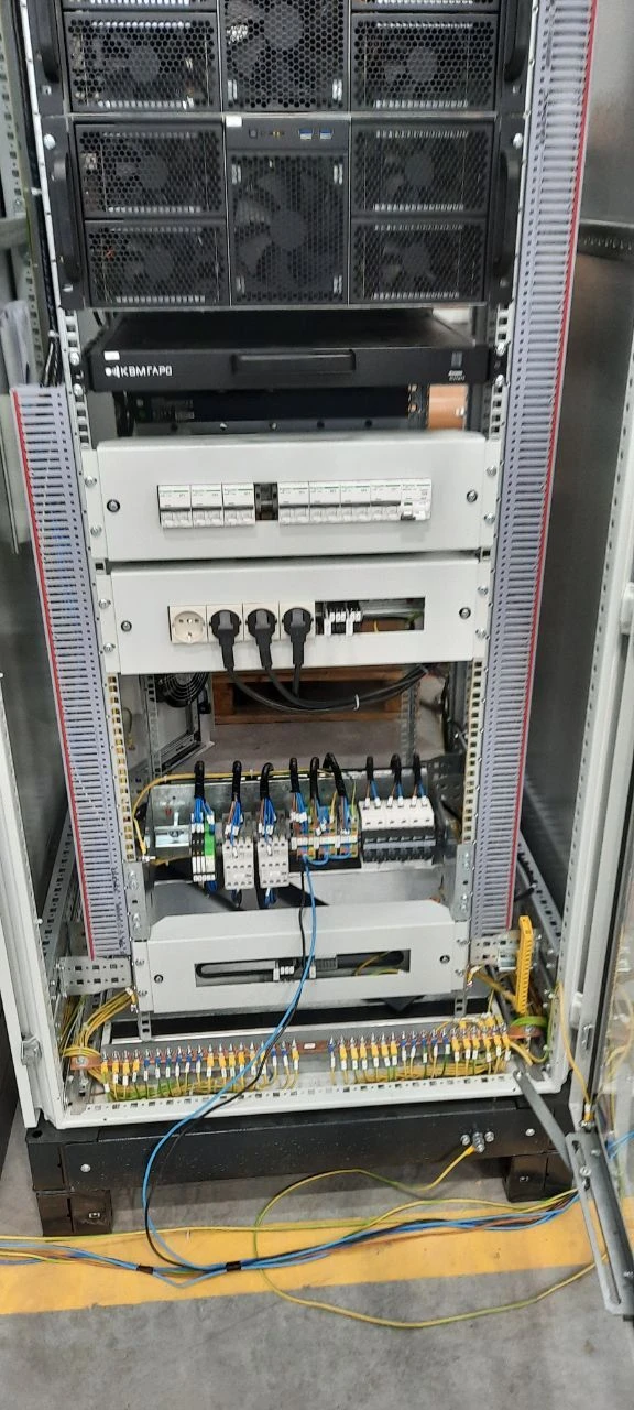 Complete Low Voltage Control and Protection Devices EA-KIT