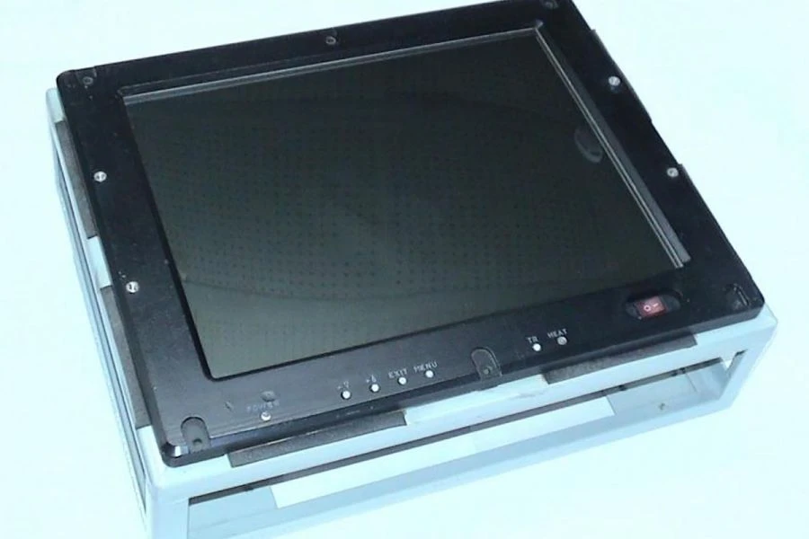 شاشة رسومية ملونة VMZ-38 لنظم التحكم الآلي
