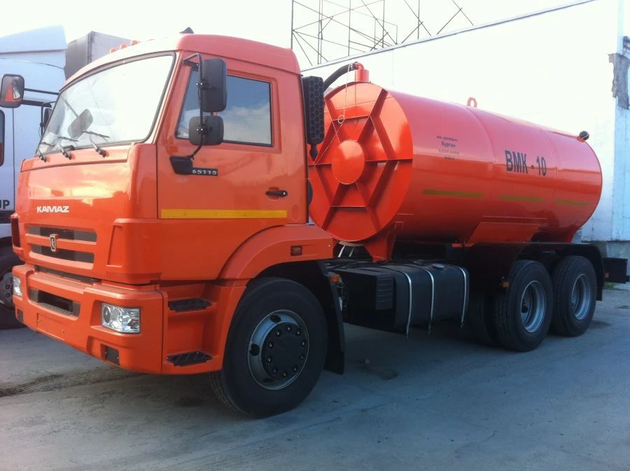 شاحنة تفريغ النفايات VMC-65111 على قاعدة شاسيه كا MAZ-65111-50