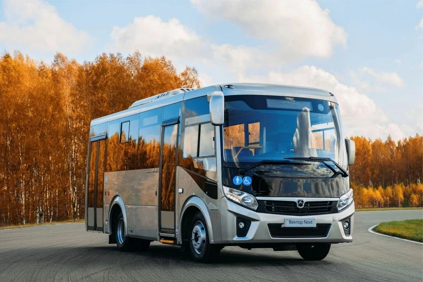 حافلة بAZ 320435-04 VECTOR NEXT مع ناقل حركة يدوي