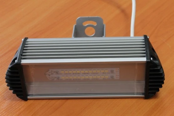 مصباح LED خارجي صناعي SKU 02-30-48 UHL 1 IP65